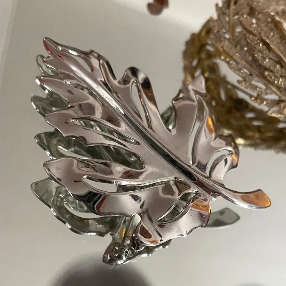 Lot of 5 Vintage Fall Leaf Brooch Set